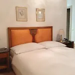 オーベルジュ ドゥ レーズン ホテル 3*