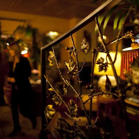 Szálloda Du Raisin Cully