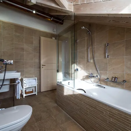 Hotel Du Raisin Cully