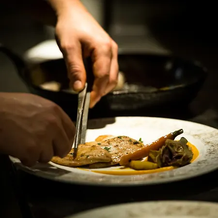 Du Raisin Szálloda Cully