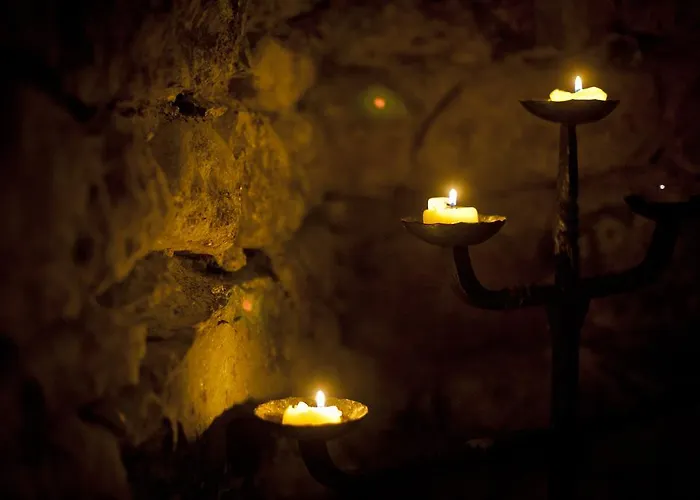 Du Raisin Otel Cully