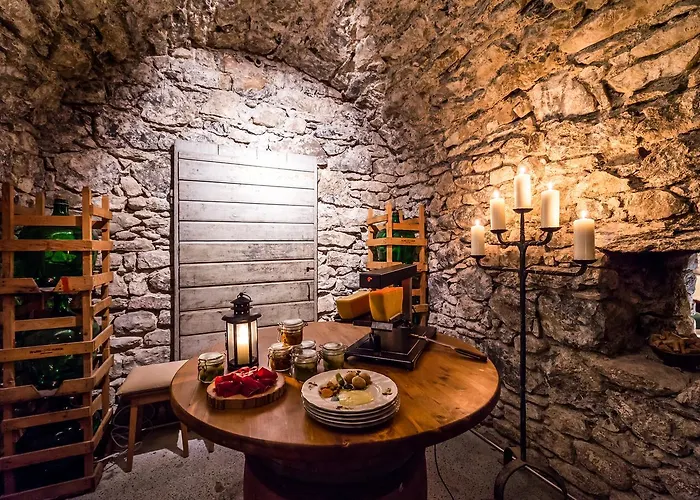 Otel Du Raisin Cully