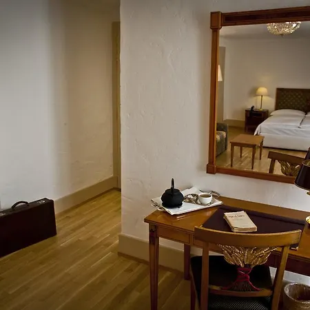 Du Raisin Hotel 3*