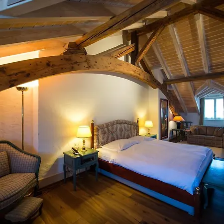 Du Raisin Hotel