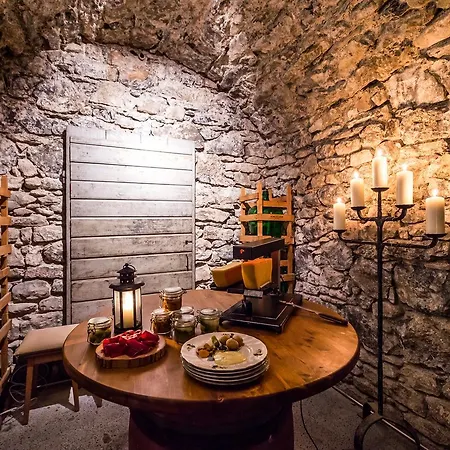 מלון Du Raisin קולי