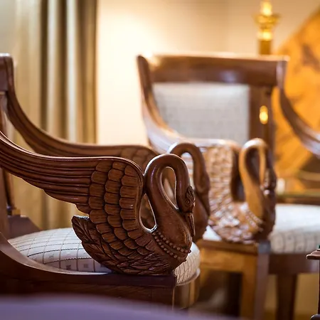 Du Raisin Hotel